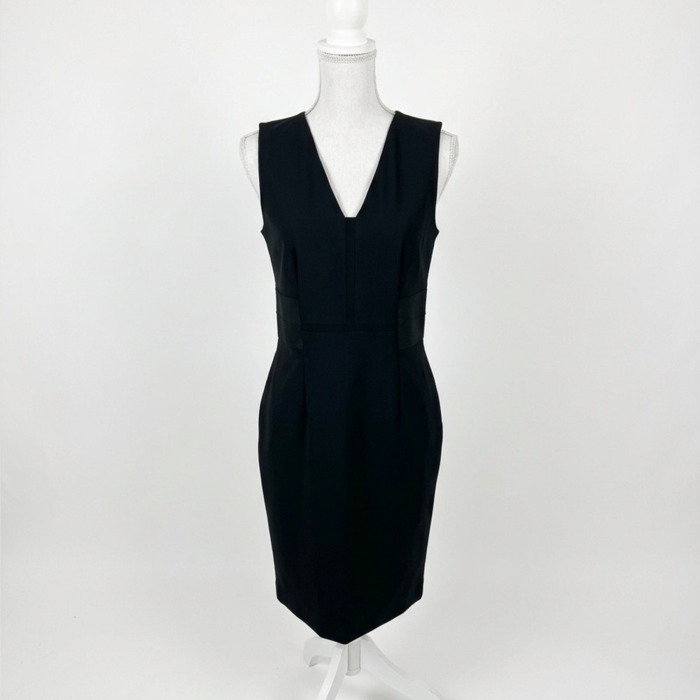 ANN TAYLOR BLACK V-NECK SHEATH DRESS SIDE PANELS SIZE 8 - Picture 2 of 8